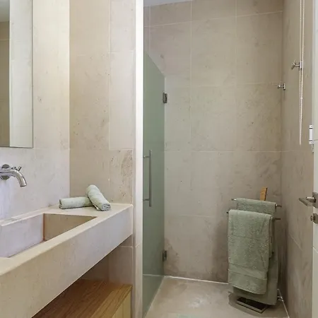 度假居 For Rent In Marbella 埃斯特波纳