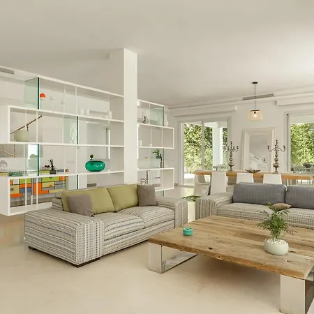 For Rent In Marbella * 埃斯特波纳