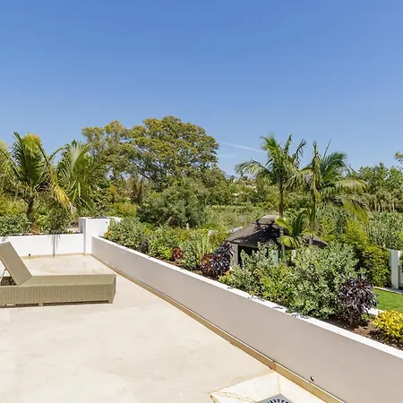 度假居 For Rent In Marbella 埃斯特波纳